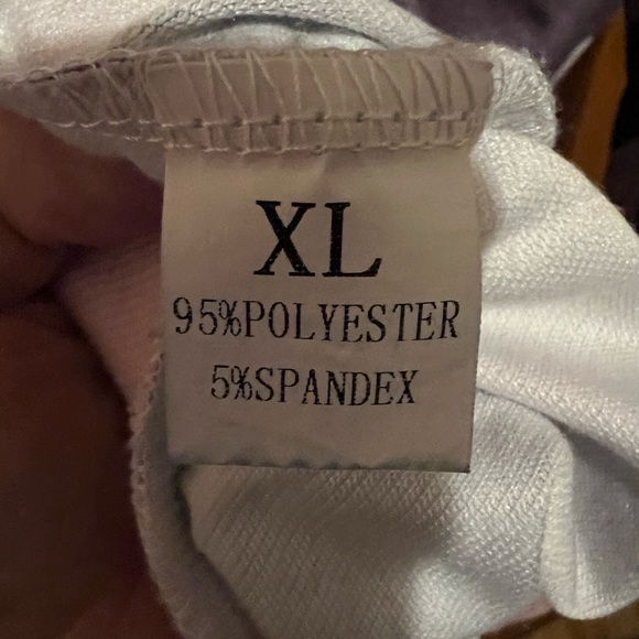 Lightweight Pink Camo Crew Pullover XL Comfy and Stretchy - Picture 4 of 4